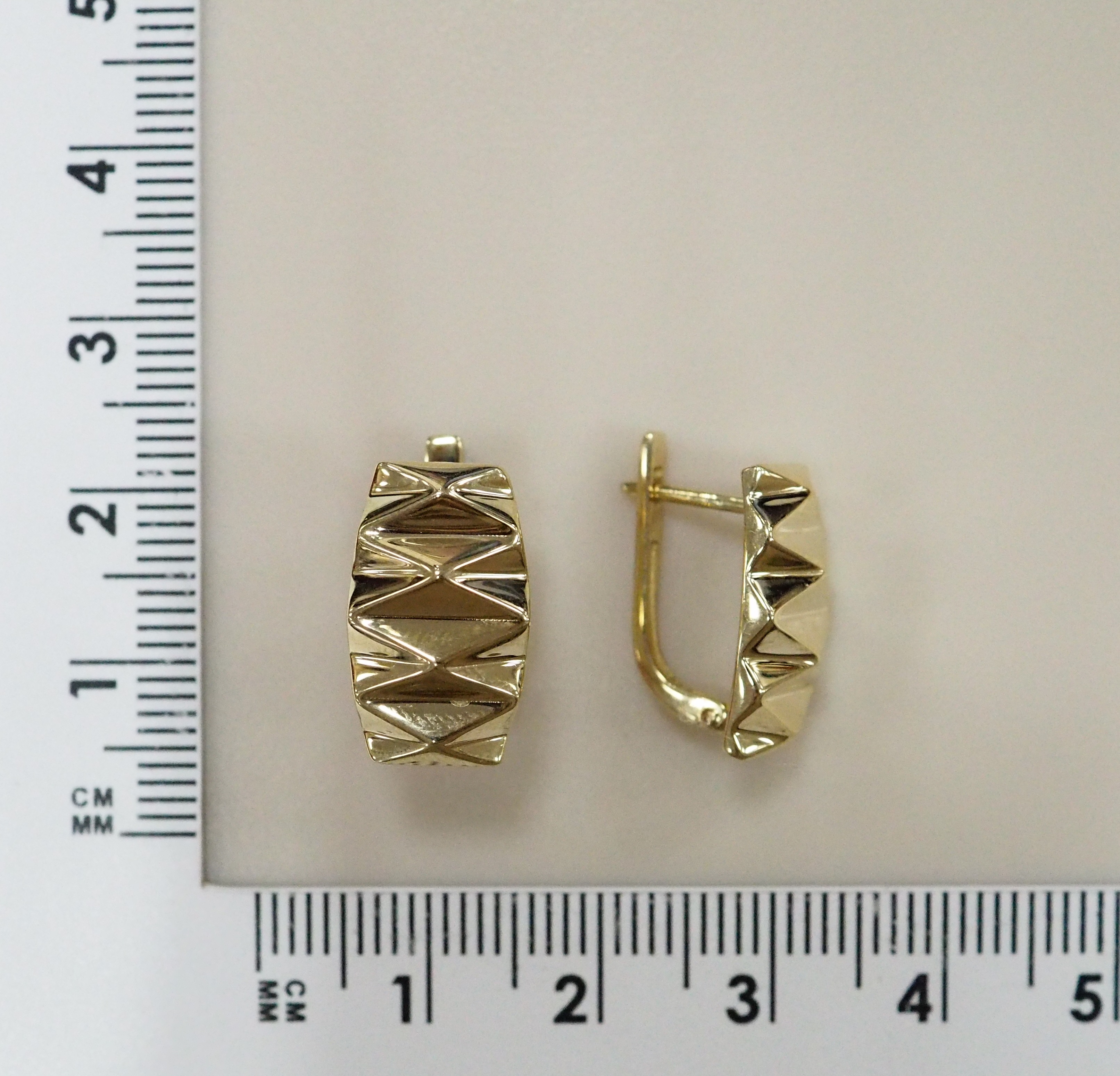 Серьги из желтого золота